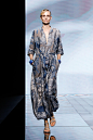 Giorgio Armani Spring 2021 Ready-to-Wear Fashion Show : The complete Giorgio Armani Spring 2021 Ready-to-Wear fashion show now on Vogue Runway.