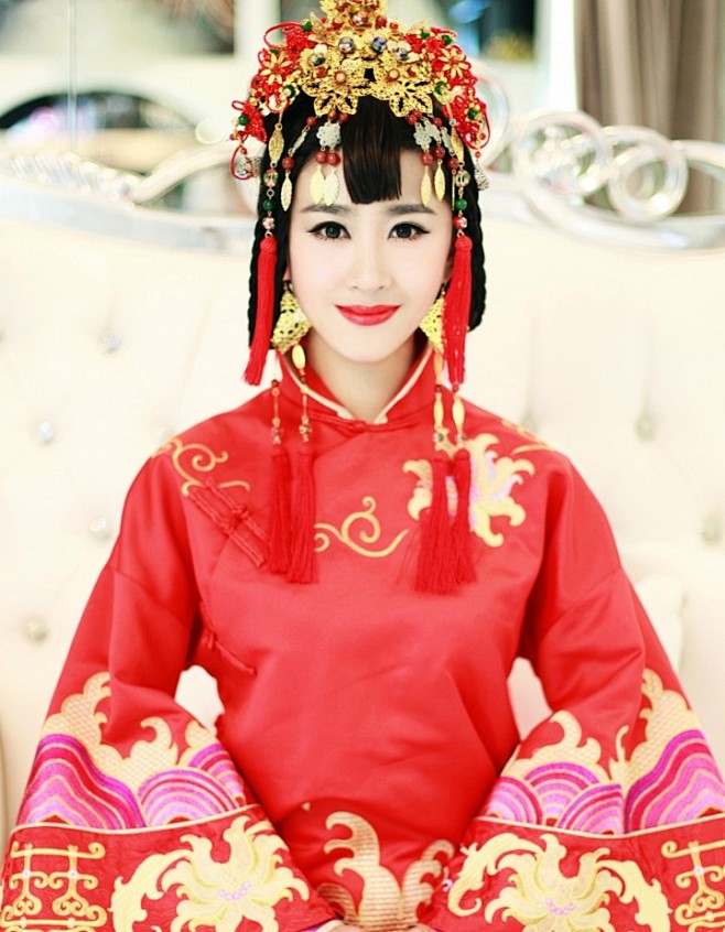 古典含蓄的中式新娘造型 | 中国元素网