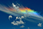 一种罕见的大气现象 感觉就像是有人把彩虹洒在了白云上 二次元感十足啊 美翻了！！！！！