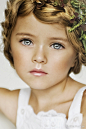 أصغر عارضة أزياء Kristina Pimenova