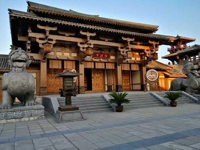 西南影都 . 秦汉影视城