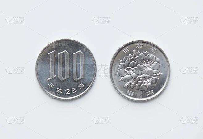 日本100日元硬币。素材-花瓣网