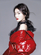 #美好大片# 【秦岚登台湾版《Vogue》封面】秦岚 登上台湾版《Vogue》10月刊封面，内地一线女星都鲜有登上宝岛窝瓜封面，《延禧》真是威力无边啊~ ​​​​