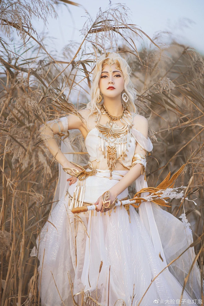 #剑网3##剑网3cos##如归乐##万花##剑三cos# 实在想不出文案 摄影@星木- 抄送@剑网3官方微博 @剑网3有爱同人秀 -花瓣网