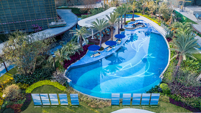 深圳星河天地现代住宅景观水景鸟瞰泳池木平台下沉洽谈植物种植景观