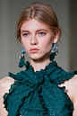 Oscar de la Renta Spring 2016 Ready-to-Wear Fashion Show Details : See detail photos for Oscar de la Renta Spring 2016 Ready-to-Wear collection.