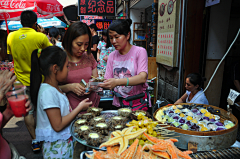 Liulai1101采集到小吃美食街之劈柴院