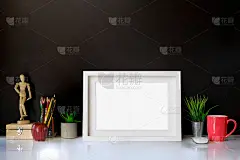 创意工作空间的海报模型