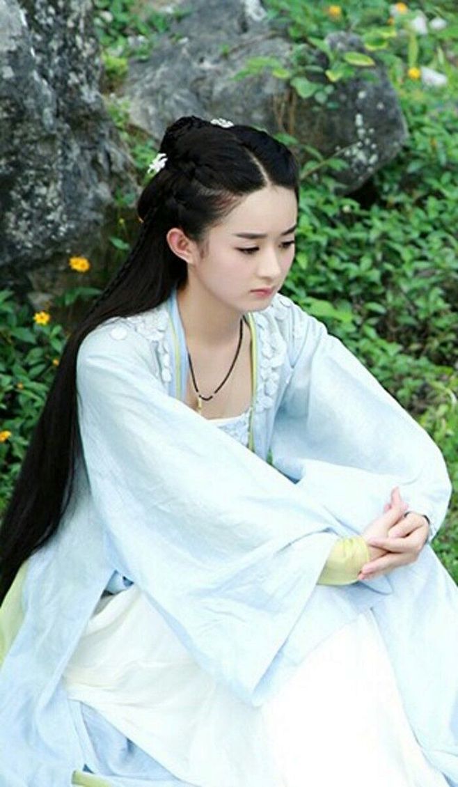 cocabella从他说会娶莪转采于2018-07-10 17:58:25花千骨古装coc