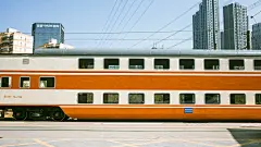 深圳拍照|铁路博物馆粉色猪猪车厢超出片 - 小红书