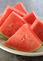 夏天吃西瓜好处多 需注意10禁忌,资深吃货：七色彩虹膳食 你吃对了吗？