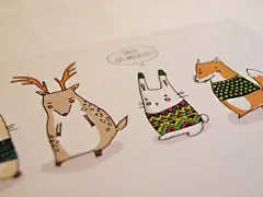 插画、平面设计师Solène Allard笔下的手绘杯子。很可爱的小动物们：）））小女生的最爱吧~ 可以访问她的网站查看更多http://www.etsy.com/shop/Sobigraphie?ref=pr_shop_more #采集大赛#