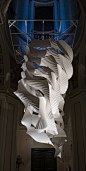 列 - 纸雕塑由理查德斯威尼