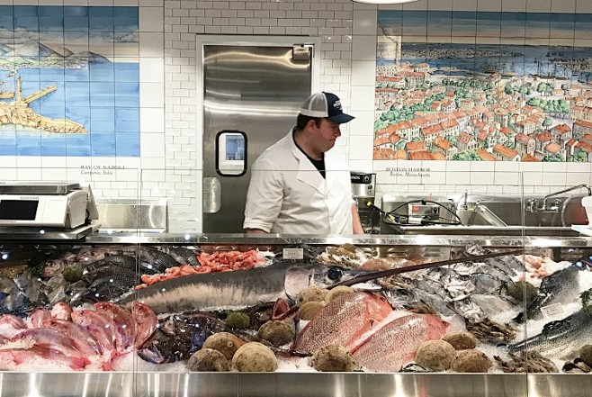 Eataly-Boston-fish-s...