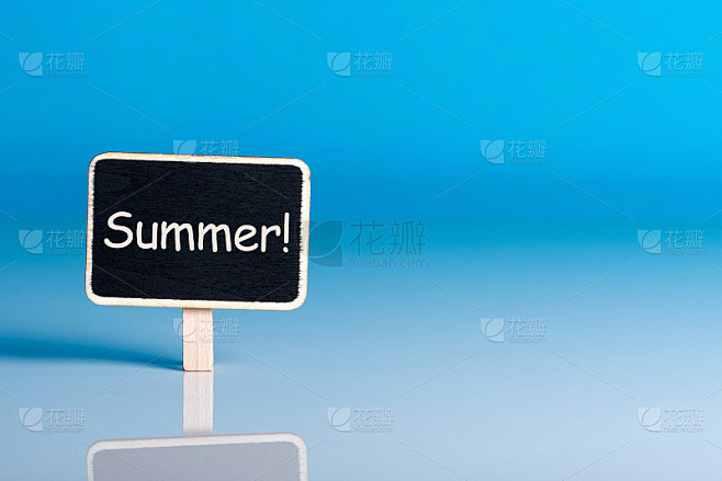 夏天-标签与第一个夏天的一天。6月1日。...