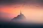 法国圣米歇尔山剪影
Flying Over Mont Saint Michel by İlhan Eroglu on 500px
