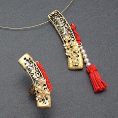李慧梅-雨石珠宝设计采集到中国风