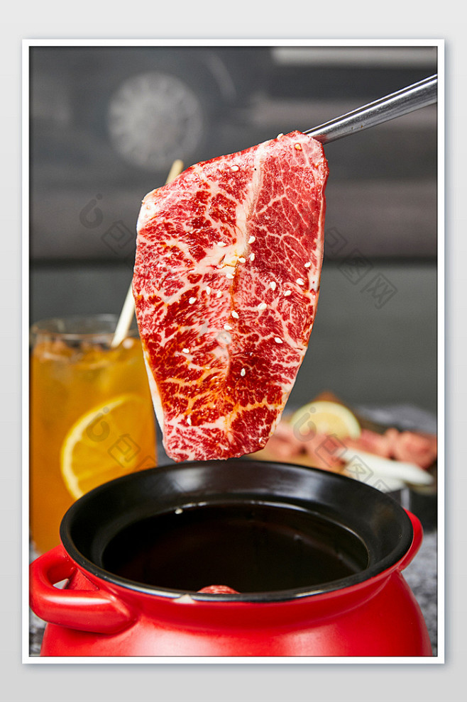 红色雪花牛肉肉片烤肉美食摄影图片图片