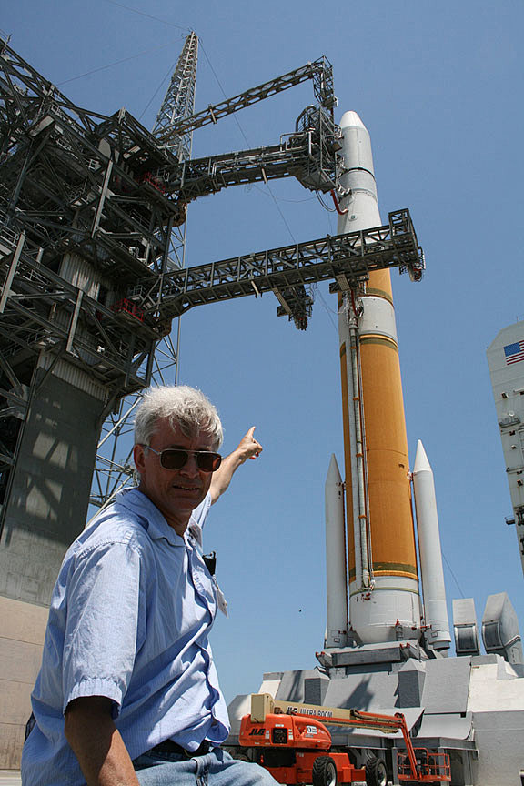 Delta 4 Poised to La...