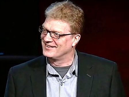 Ken Robinson:认为学校扼杀创...
