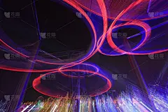 黑暗中的灯光效果，特写照片