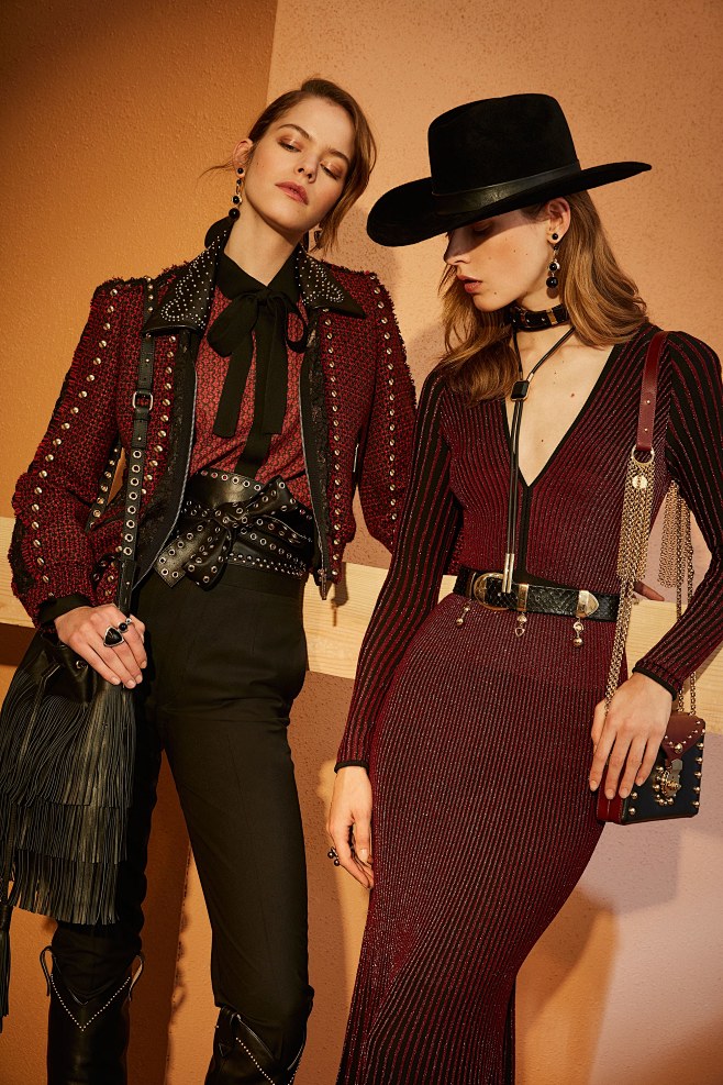 Elie Saab Pre-Fall 2...