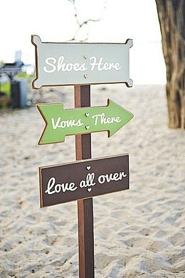 15款海滩婚礼指路牌  标出你的个性