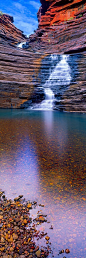 乔佛里峡谷，karijini国家公园，澳大利亚的基督教弗莱彻。”在霞飞峡谷，一个能真正欣赏水的力量塑造景观。峡谷的壮观的瀑布、深潭和主机，呼吸到的意见。”

Joffrey Gorge, Karijini National Park, Australia by Christian Fletcher. "In Joffre Gorge, one can truly appreciate the power of water shaping the landscape. The gorge host