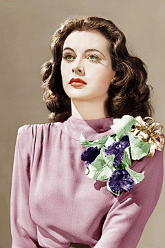 暖阁香箬采集到传奇女星 - 海蒂拉玛(Hedy Lamarr)