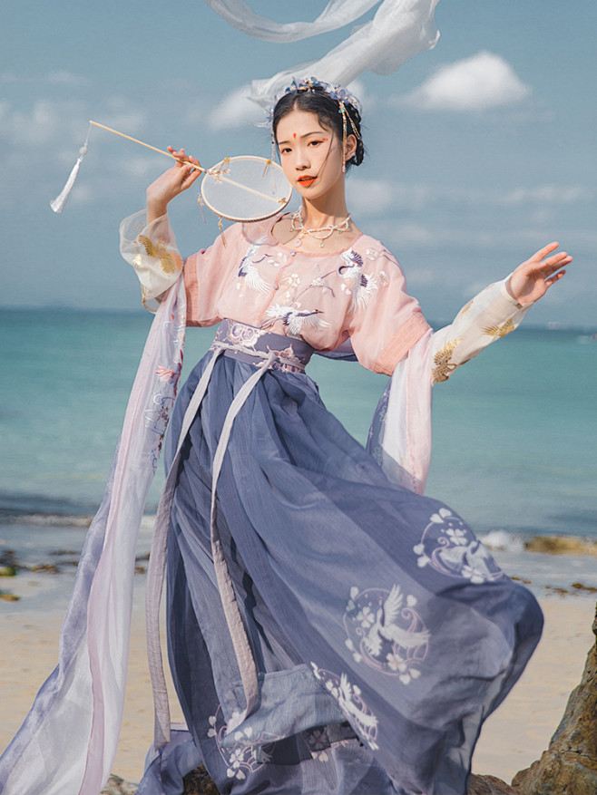 汉尚华莲舞鹤赋汉服女中国风仙鹤烫金印花坦...