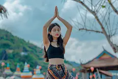 大自然中的经典瑜伽