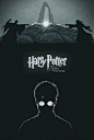 《哈利·波特》8部电影海报，注意每个海报中哈利的变化，细节到位。