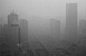 [雾霾天安全行车措施鉴赏] 记忆中，冬季的北京总是有雾霾久久挥之不去，微博上的“大家”更是喊出“牵着你的手，却看不见你”不是美丽中国，“厚德载雾，自强不吸”不是全面小康的美丽口号，而事实是，今天的北京更加看不见“你的美丽”。小编这种屁民，更关心当冬季这霜多、雾多、雨雪多、气温低，给驾驶员开车增加很多困难，也给行车安全带来许多不利因素时；如何安全出行。为此小编走访各大网站、“江湖名家”特制定以下防范措施：1、驾驶员必须高度重视冬季特殊天气下的行车安全，提高安全行车意识；出车前；......