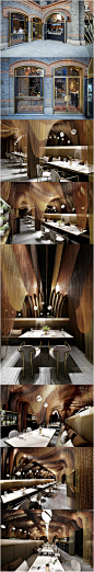 上海「ICHA爱搽」餐厅设计，约35,000米的3种不同色调的“金链条”，构成了雕塑般起伏的曲面，一系列黄铜色调的“波浪链面”， 像山区茶园， 也像金云和薄雾，营造仿佛在森林树冠下用餐的体验。公装 / 餐饮 / 酒吧 / 咖啡厅 / 平面图 微博@室内设计DSNGlobal 软装 陈设 工装 设计 美学 配色 空间 艺术 景观 室内 建筑 摄影 场景 平面 布局 家装 家具 装饰 装修 效果 手绘 样板间 Loft 别墅 搭配 酒店 客房 餐厅 书店 榻榻米 材质 背景 素材 主题 店面 门头 导视 橱窗