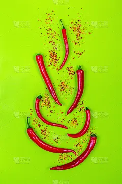 红辣椒的豆荚。