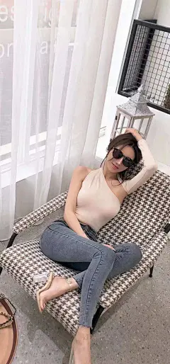 小姐姐壁纸竖屏_百度图片搜索_万象素材图片搜索-wanxiangsucai.com
