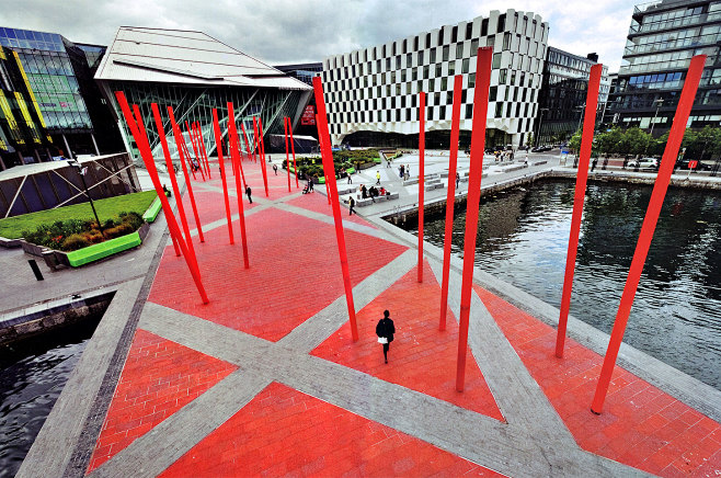 Grand Canal Square, ...