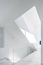 穴居 – 墨西哥住宅 / Abraham Cota Paredes Arquitectos : 脱去浮华，回归真我
