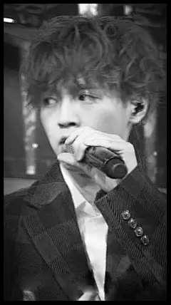 片寄凉太 男神的壁纸
来自微博