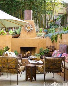 Charming Outdoor Cou...