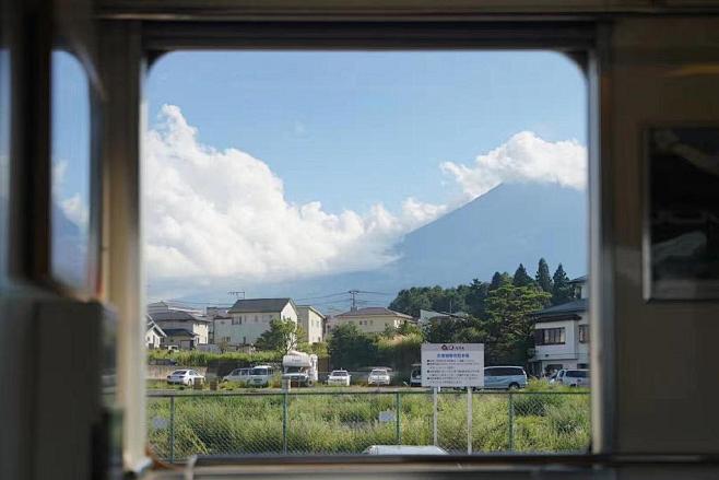 场景参考/背景参考/场景素材 富士山下的...