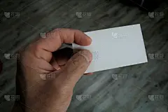 空白的,拿着,手,名片,拇指,水平画幅,消息,无人,图像,特写
