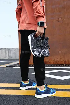 服饰系列写实男士休闲运动鞋
