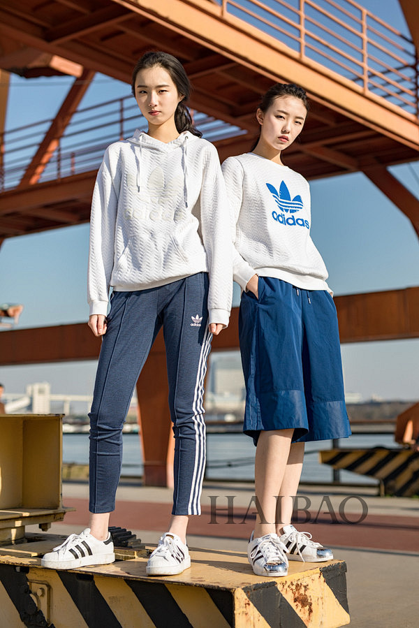 时尚达人演绎adidas Origina...