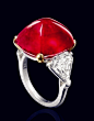[宝格丽27.67克拉天然缅甸红宝石镶钻指环] 宝格丽27.67克拉天然缅甸红宝石镶钻指环是拍卖历史上最大的宝石级鸽血抹谷天然红宝石。堪称无可代替的珍宝。