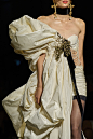 00067-schiaparelli-fall-2022-couture-details-credit-gorunway.jpg (1280×1920)