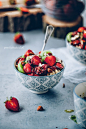 Coconut quinoa with strawberries : Food styling/photography