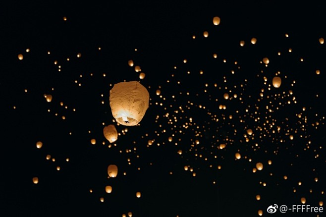 免费商用素材可商用ps素材古风孔明灯红色灯笼离思星星点点素材