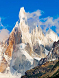  Cerro Torre 峰，阿根廷巴塔哥尼亚地区国家公园。