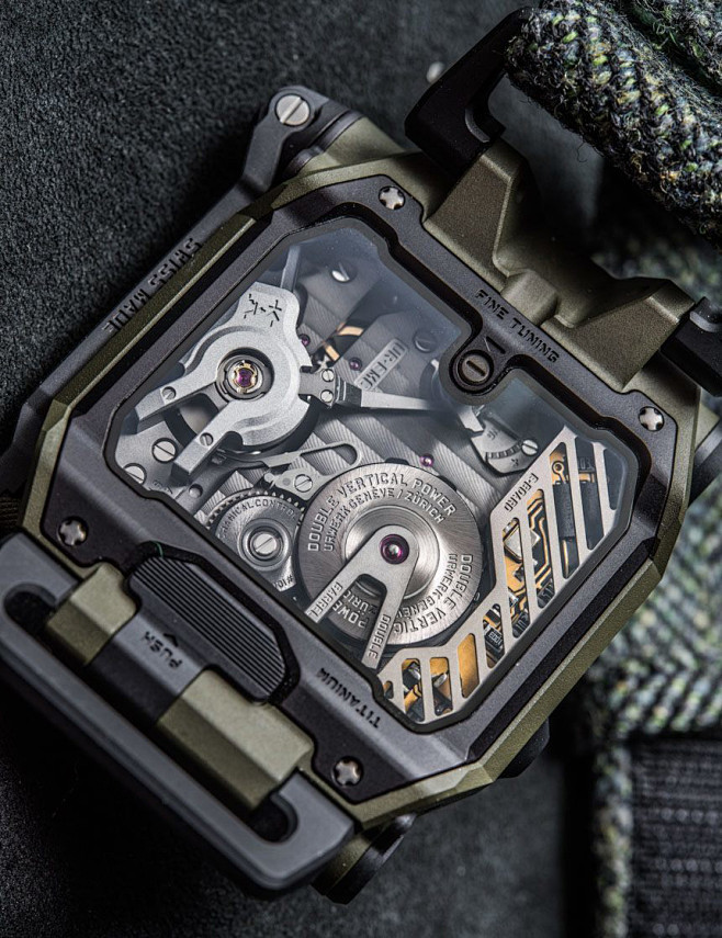 Urwerk-EMC-Time-Hunt...